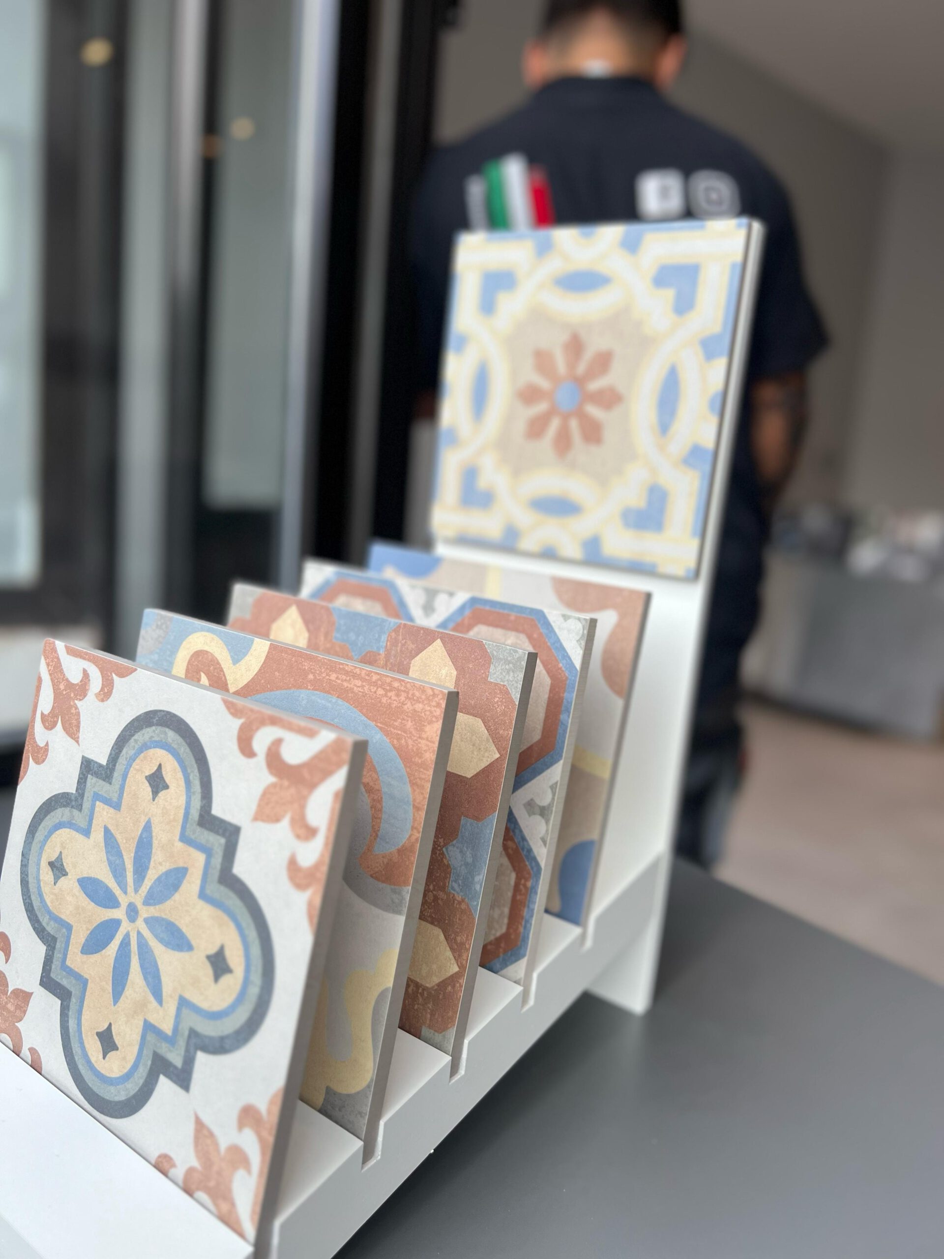 verschiedene Fliesenkachel in der Ausstellung in Orscholz 1